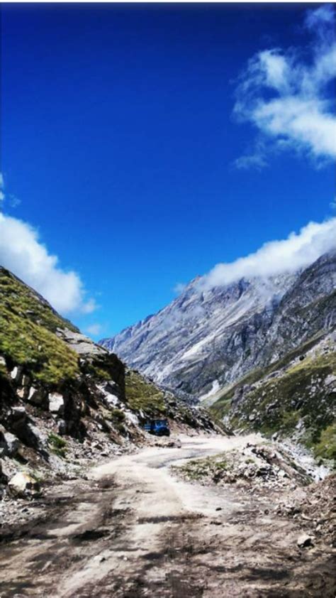 Most Beautiful Mountain Roads in India