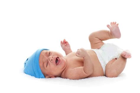 When do babies sleep through the night? (and other new baby sleep myths ...