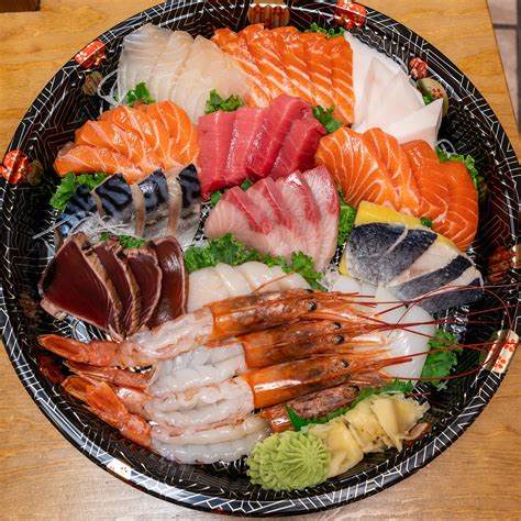 New Year Sashimi Platter : r/sushi