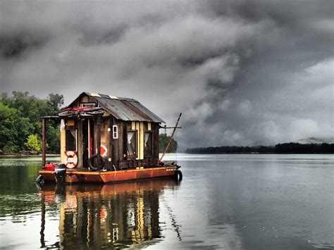 An Artist, a Shantyboat, and the Lost History of American River ...