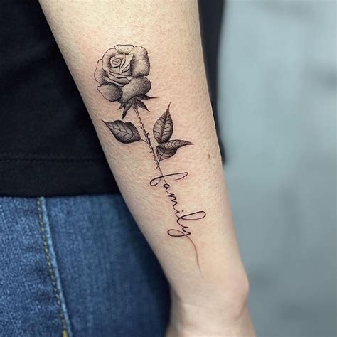 25 Small Rose Tattoos for Tattoo Lovers in 2021 - Page 2 of 5 - Small ...