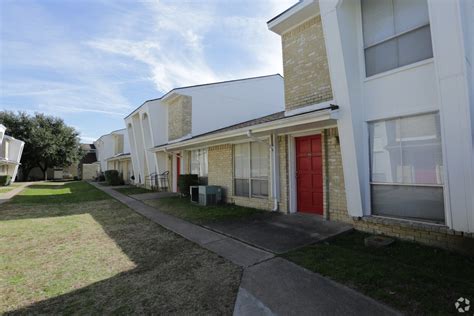 Country Village Apartments - Apartments in Garland, TX | Apartments.com