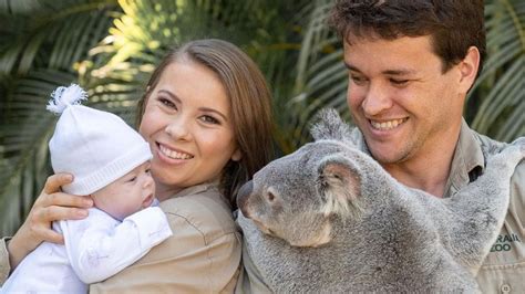 Bindi Irwin's Baby Girl Grace Gazes At Koala In Family Photo ...