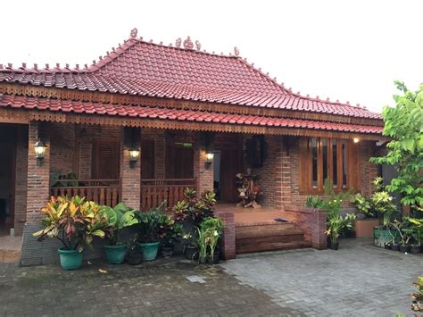 8 Inspirasi Teras Rumah Limasan Ala Arsitektur Tradisional Jawa ...