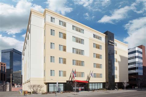 Hampton Inn & Suites Denver-Downtown in Denver, CO (Hotels & Motels ...