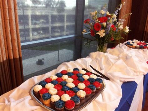 Veterans day 2012 | Veterans day, Party decorations, Party