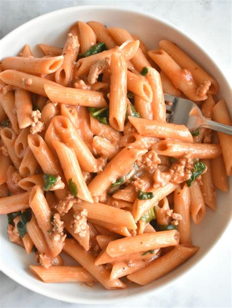 Easy Penne Pasta with Ground Turkey Recipe - Herbs & Flour