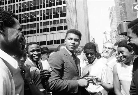 Muhammad Ali: 4 Ways He Changed America - LA Times Now