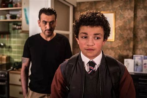 Coronation Street’s Simon Barlow actor Alex Bain becomes dad aged 17 ...