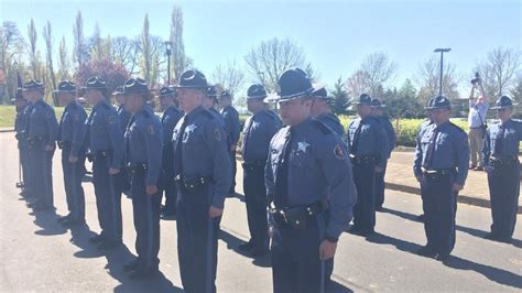 'Ready for anything': New recruits graduate Oregon State Police academy ...