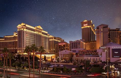 CAESARS PALACE $139 ($̶2̶3̶3̶) - Updated 2022 Prices & Hotel Reviews ...