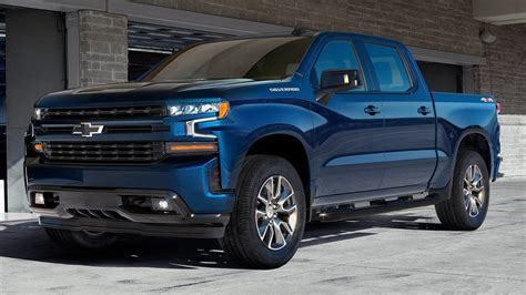 The 2019 Chevy Silverado's New Diesel Has More Power Than Ford