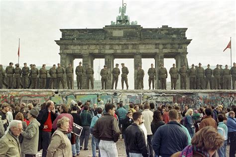 On a Memory-Filled Date, the Fall of the Berlin Wall Stands Front and ...