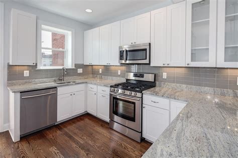 White Kitchen Cabinets With Gray Granite Countertops – Things In The ...