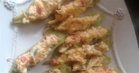 Foodie In The Mountains: Pickled Okra Stuffed With Pimento Cheese