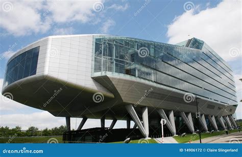 Modern bank building stock photo. Image of building, modern - 14906172