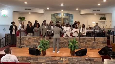 New El Bethel Baptist Church Choir- HOLD ON - YouTube