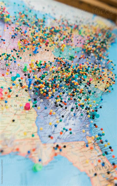 «Push Pins On A Map Of The United States» del colaborador de Stocksy ...