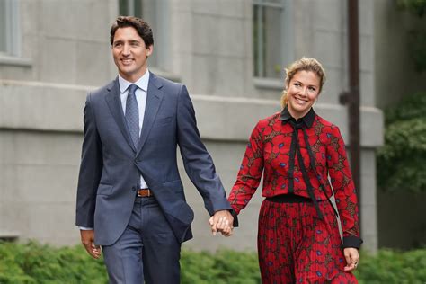 Canada PM Justin Trudeau Splits With Wife Sophie Gregoire - Bloomberg