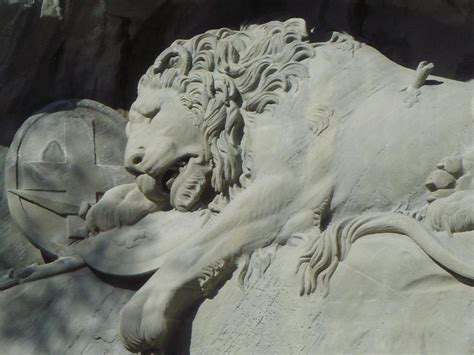 Lucerne - a short history of The Lion Monument