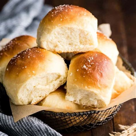 The Best Homemade Dinner Rolls Recipe - JoyFoodSunshine