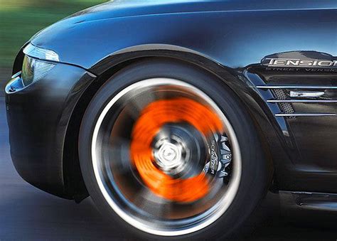 Handling Brake Failure: Common Causes, Warning Signals & What To Do