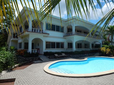 Costa Rica condos for sale | Condominiums in all beach and golf areas