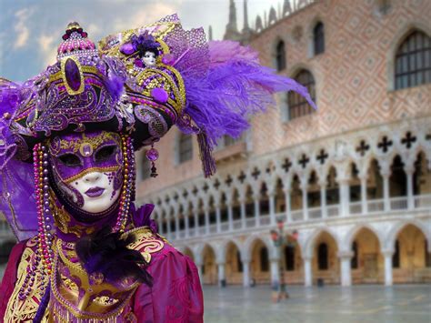 Travel through time with Venice Masked Balls