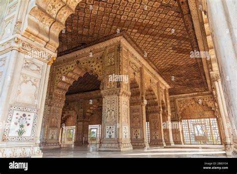 Khas Mahal in India, Red Fort of Delhi Stock Photo - Alamy