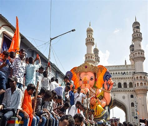 Ganpati Visarjan 2023: Flowers, Dance And Colours, Devotees Bid Adieu ...