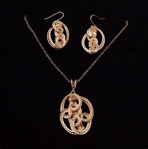 Celtic Love Knot Jewelry – Art Jewelry Store