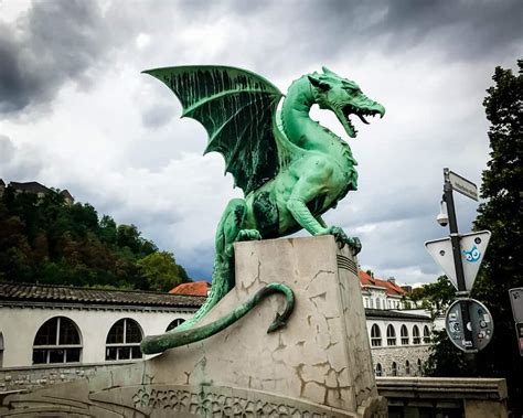 Slovenia - Ljubljana - Dragon Bridge - Sofia Adventures