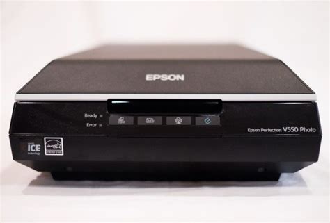 Review: Epson Perfection V550 Photo - The Phoblographer