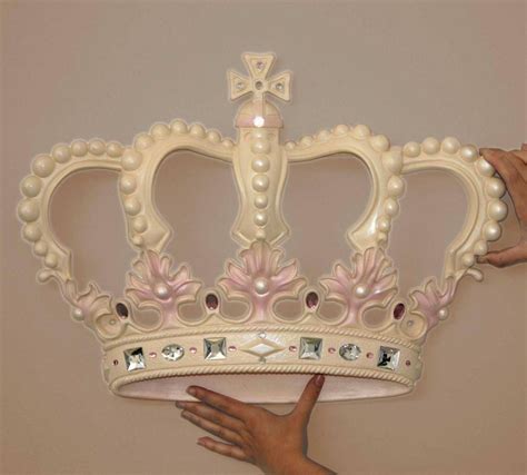 Signs Wall Hangings Home Décor Wall decor Princess crown with your name ...