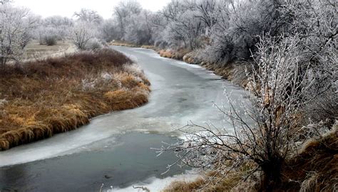 Freezing the Belle Fourche River