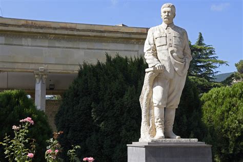 Gori - Joseph Stalin Museum (3) | Around Tbilisi | Pictures | Georgia ...