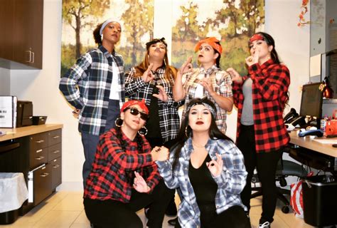 Chola group costume | Chola costume, Gangster halloween costumes ...