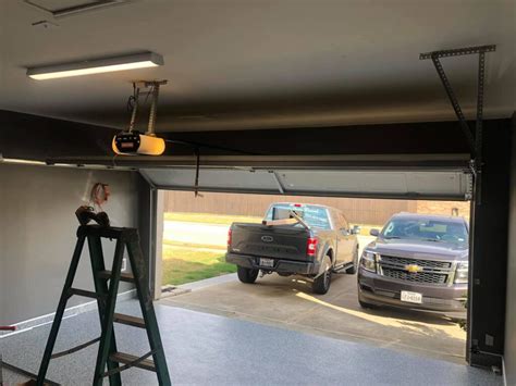 Garage Door Panel Repair - Garage Door Wizard Texas