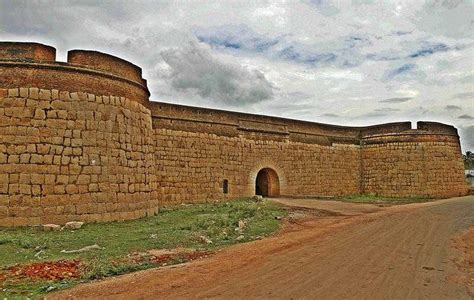 Devanahalli Fort- History, Timings, How to Reach- Holidify