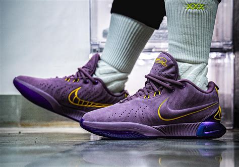 Nike LeBron 21 "Purple Rain" FV2345-500 | SneakerNews.com