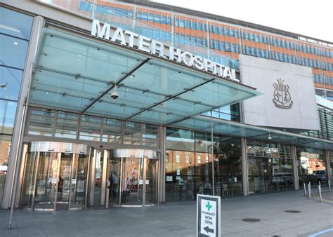 More hospitals close to visitors over flu fears | Newstalk