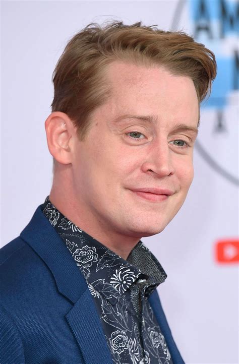 Macaulay Culkin | Age, Wife, Brother, Siblings, Brenda Song, & Bunny ...