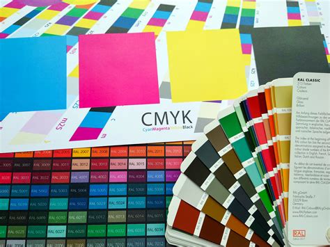 RAL 7037 CMYK [30,20,20,40] | RAL Colour chart UK