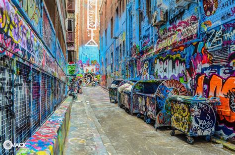 Vibrant Street Art in Melbourne's Hoiser Lane