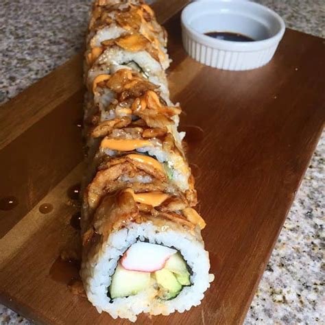 California Crunch Sushi Roll - FlyPeachPie