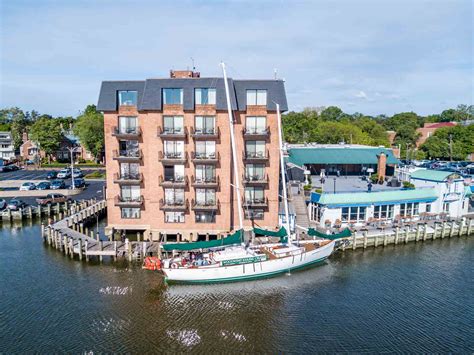 The Nautical Appeal of the Annapolis Waterfront Hotel - Travel Addicts