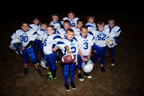 Pin by Debbie Smith on My Shots | Football poses, Football team ...