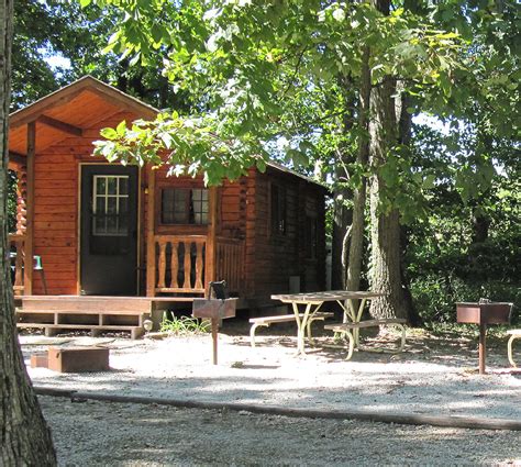 Lake Shelbyville Log Cabin Rentals