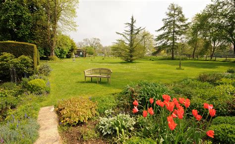 Kempsford garden gloucestershire - Country Life