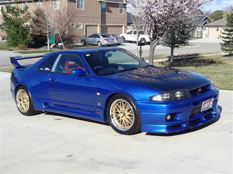 John's 1995 Nissan Skyline R33 GT-R 'Blue Beast' Showcase at Andy's ...